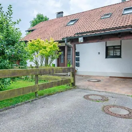 Elli 아파트 Kumhausen